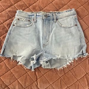 ABERCROMBIE MOM SHORTS